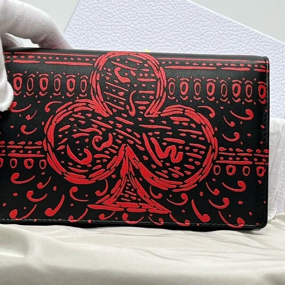 DIOR LIMITED EDITION Black Calfskin Wallet-on-Chain with Red Heart & Club motif - Picture 2 of 12